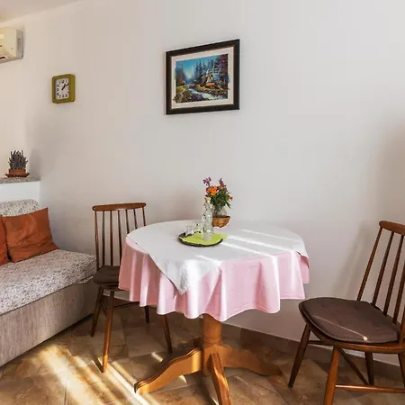 Amazing In With Kitchen