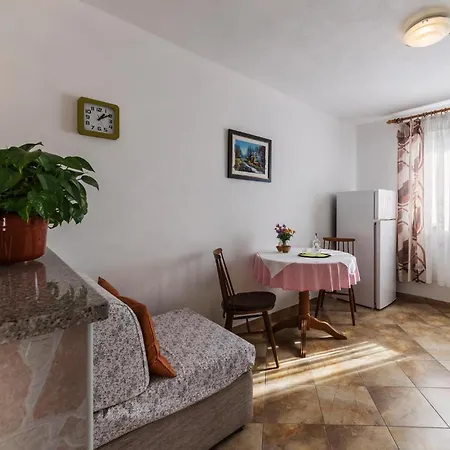 Apartment Amazing In With Kitchen